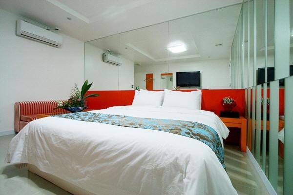 Hotel Cleopatra Ilsan Kōyō Kamer foto